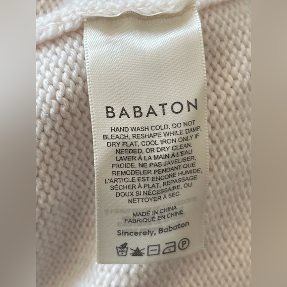 New Aritzia Babaton Nexus Cream 100% Merino Wool Turtleneck Size 2 - Picture 9 of 10